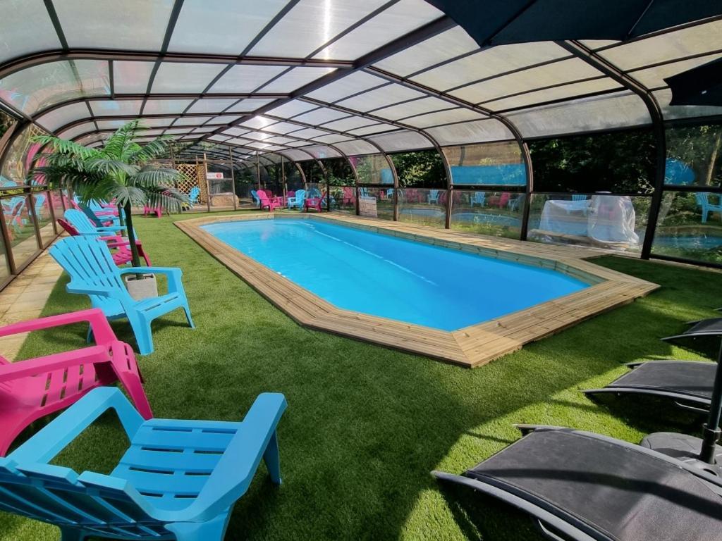 Les Chalets De Saumur, Piscine & Parc Boise, 100M Du Cadrenoir Kültér fotó